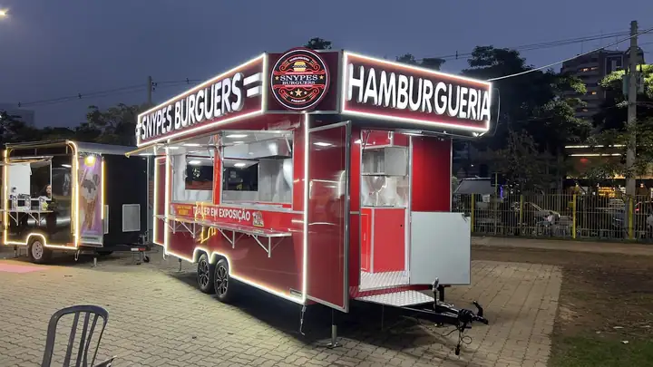 Trailer comercial fabricado pela Trailers Hobby