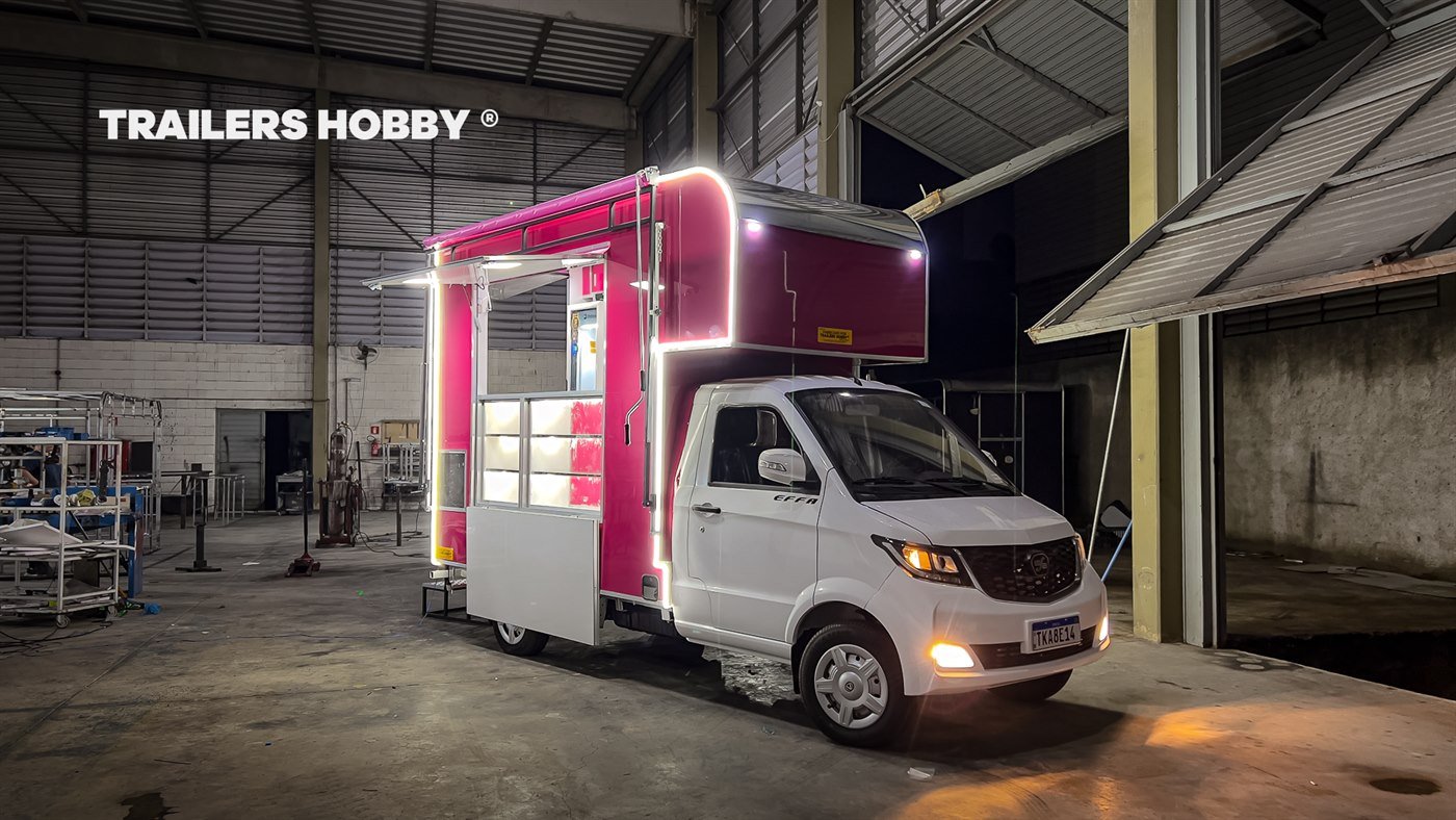 Fabricante de food trucks personalizados para negócios gastronômicos.